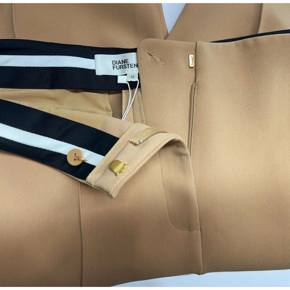Diane von Furstenberg Camel Pleat Front Pants Size 12 - Picture 3 of 10
